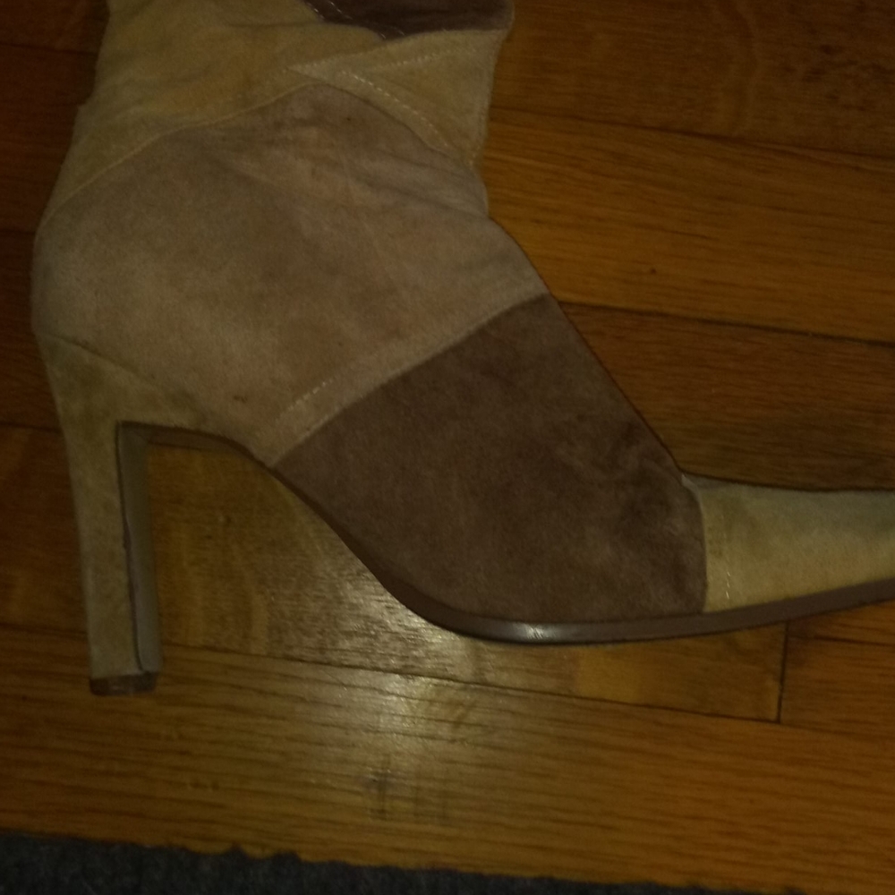 Women's Boot - Picture 2 of 4